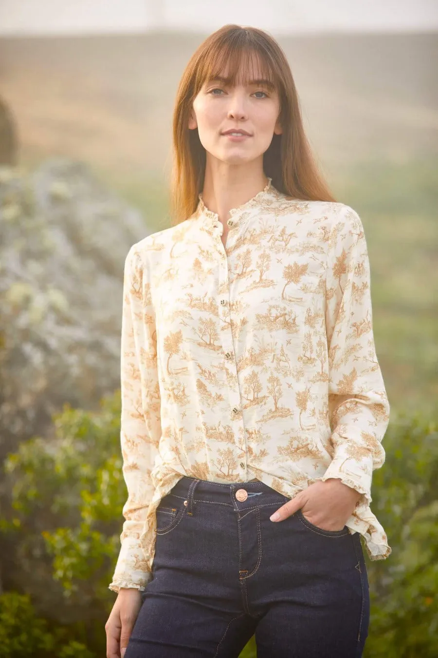 Ariat Women's Clarion Blouse in Toile