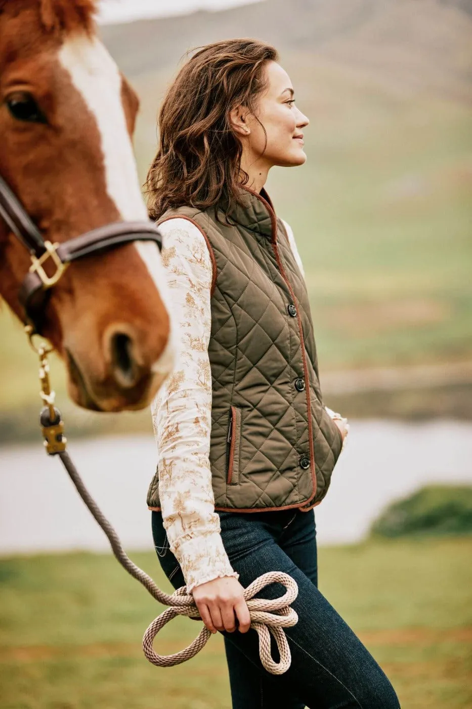 Ariat Women's Clarion Blouse in Toile