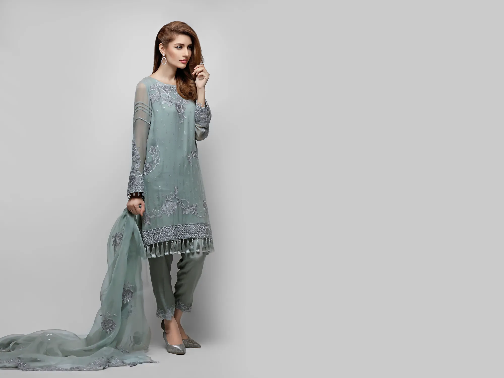 AUJ Luxury Formals – Design 2