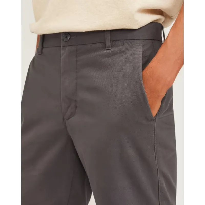 EVERLANE Men's 7” Slim-Fit Performance Chino Shorts Size 32 Slate Grey