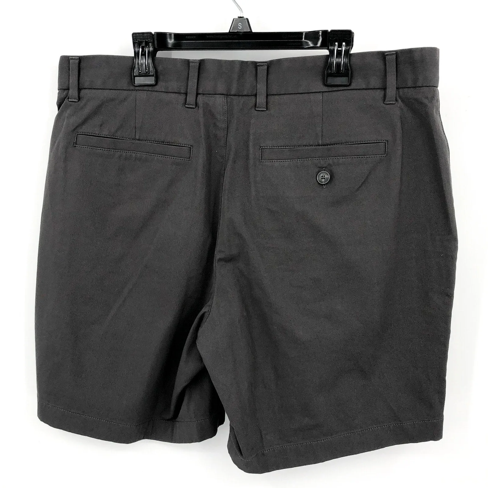 EVERLANE Men's 7” Slim-Fit Performance Chino Shorts Size 32 Slate Grey
