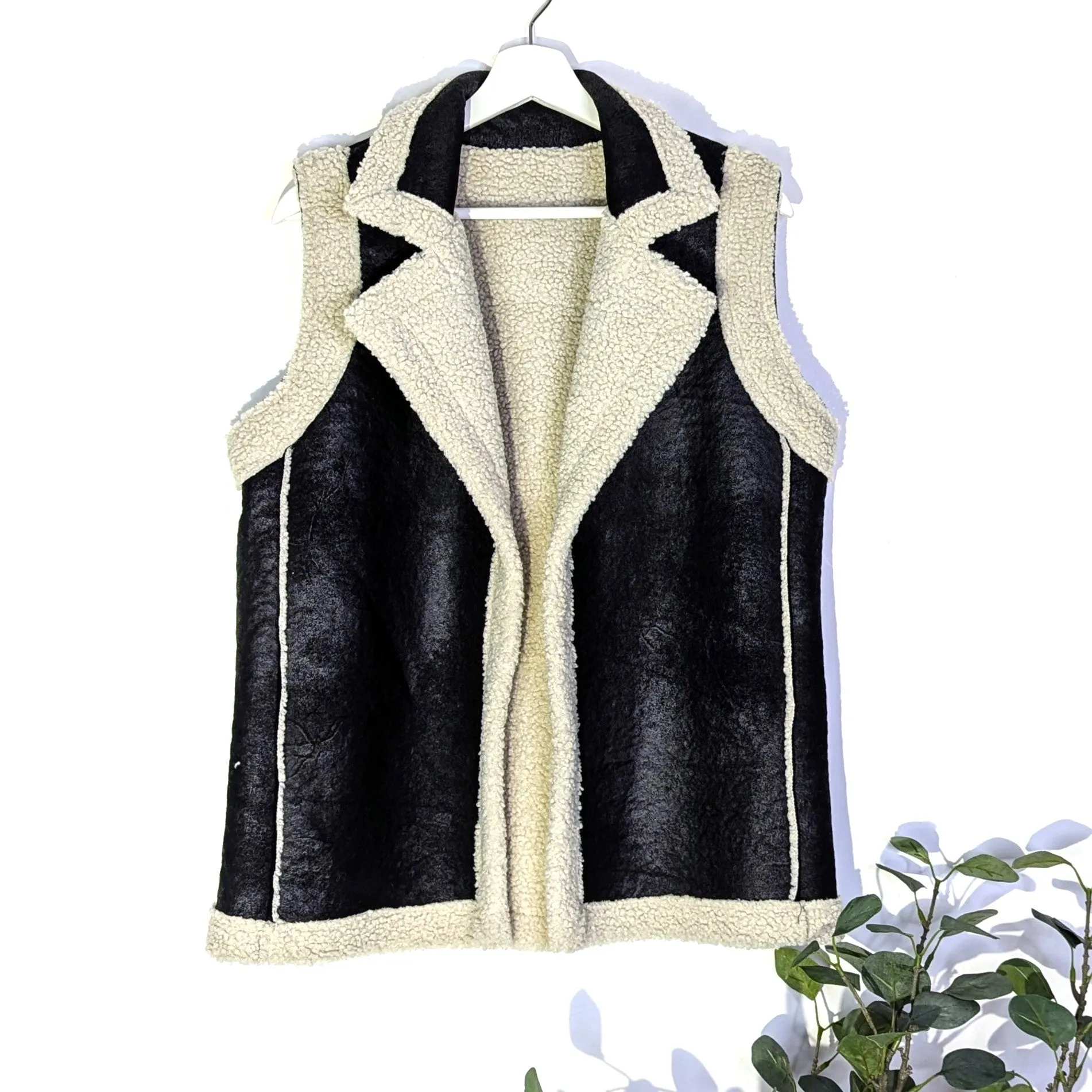 Faux sheep skin style gilet with lapels and vertical seams (M)