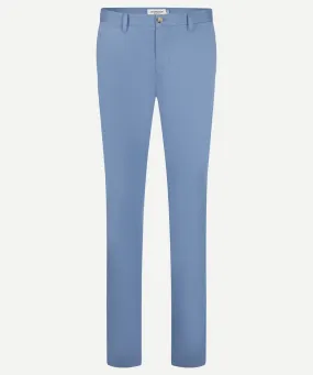 Garment dyed chino | Medium Blue