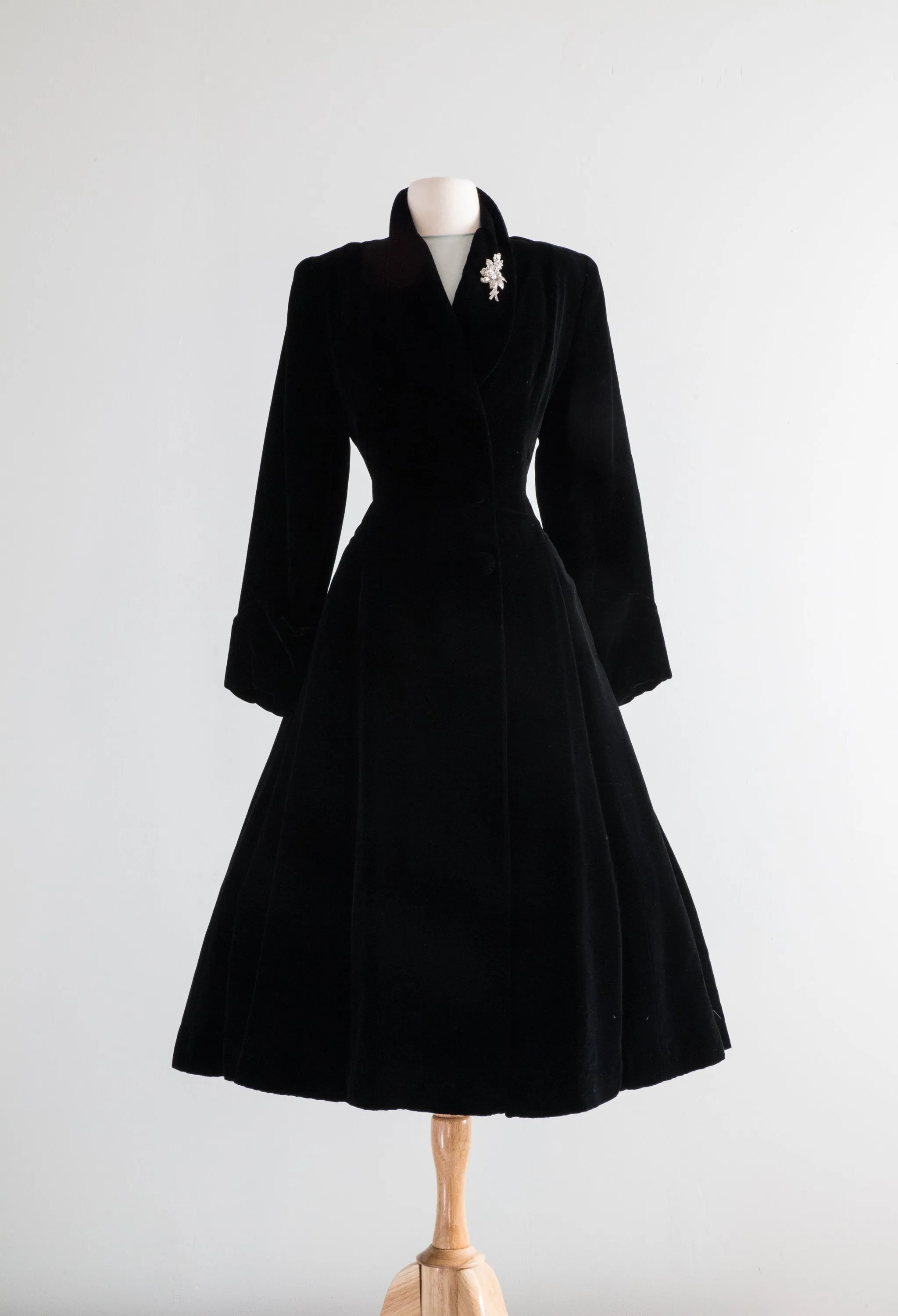 Iconic Late 1940's NEW LOOK Black Velvet Princess Coat With Full Skirt / Medium