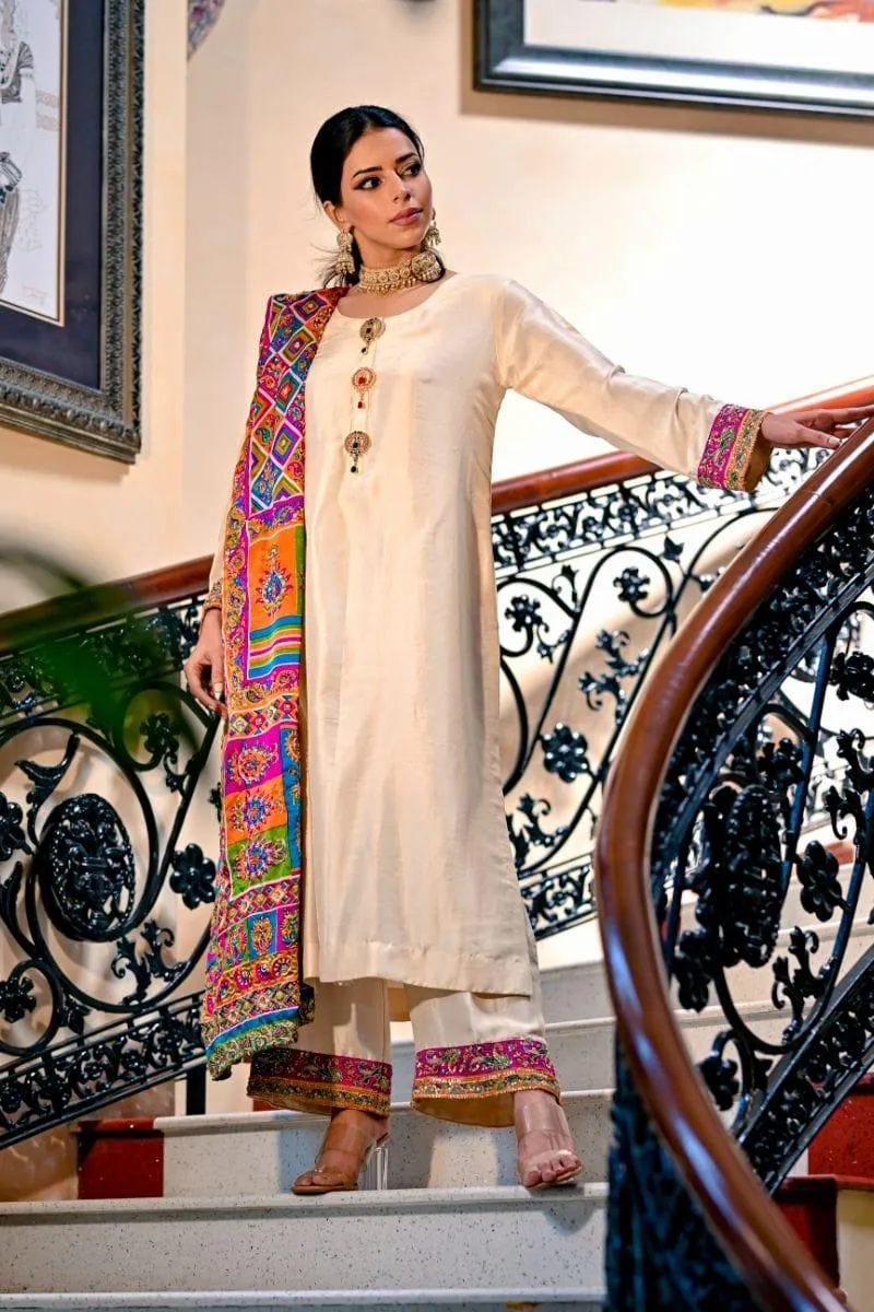 Khayal BY SHAISTA HASSAN - Off-White and multi-coloured raw silk - 3 Piece