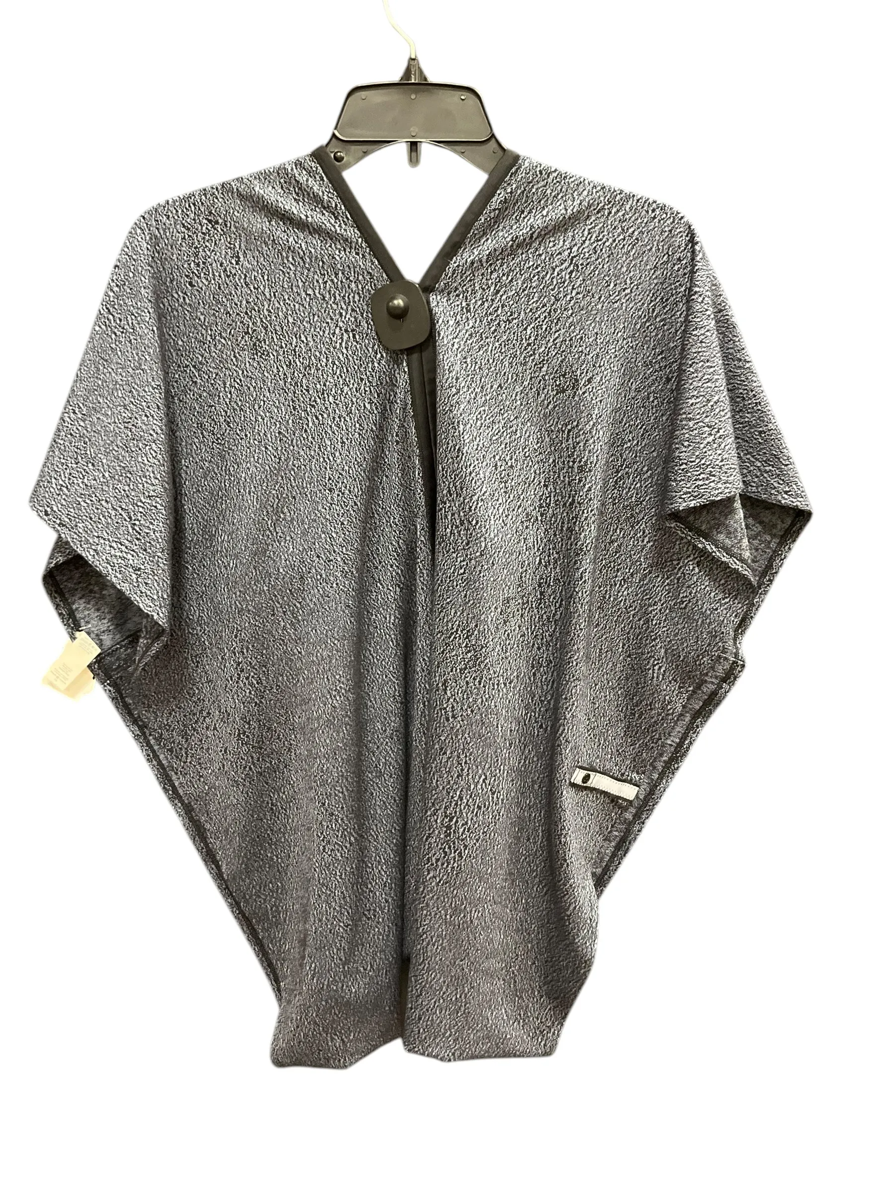 Poncho By Lululemon In Black & Blue, Size: Osfm