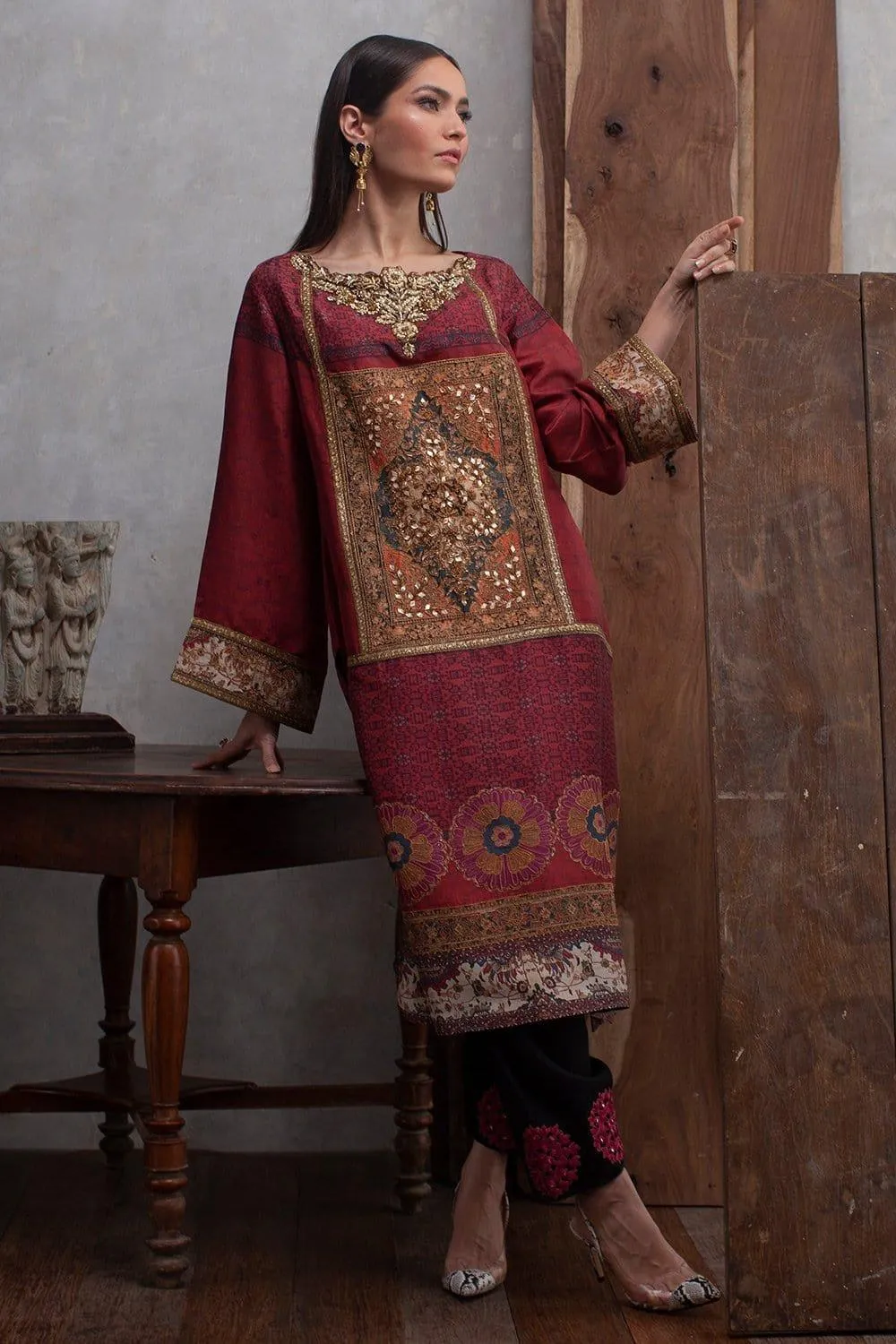 Shamaeel - Antiquity and Regality of Persian Carpets of Safavid - S2