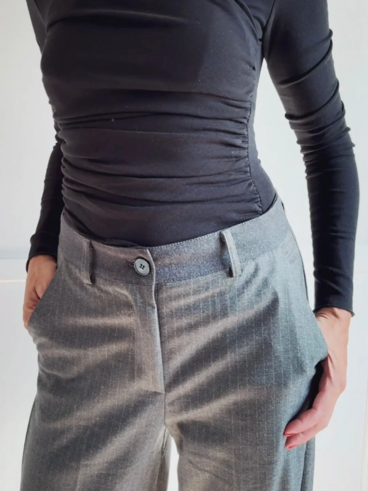 SUITE PANTS WITH STRIPES - GREY