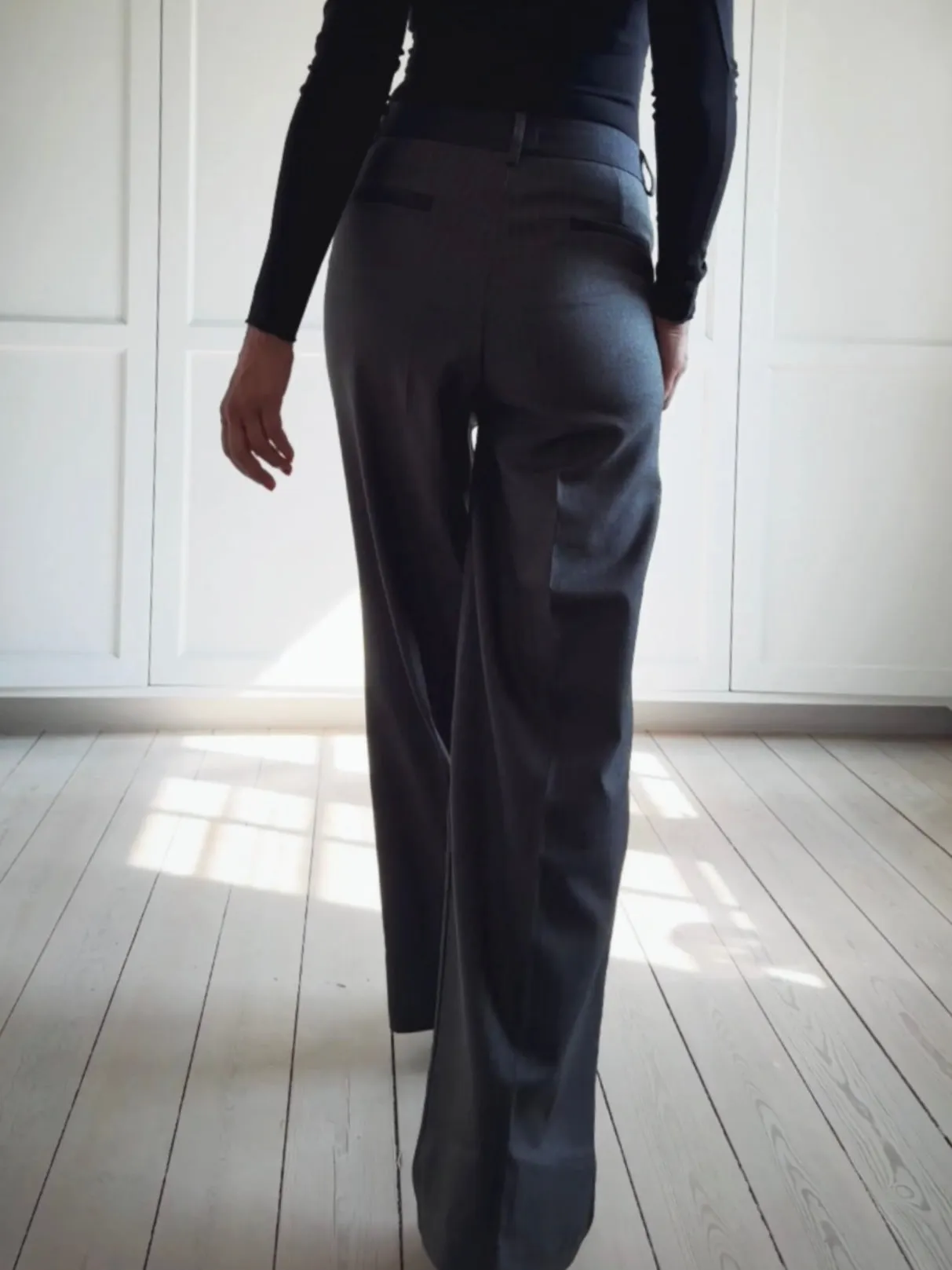 SUITE PANTS WITH STRIPES - GREY