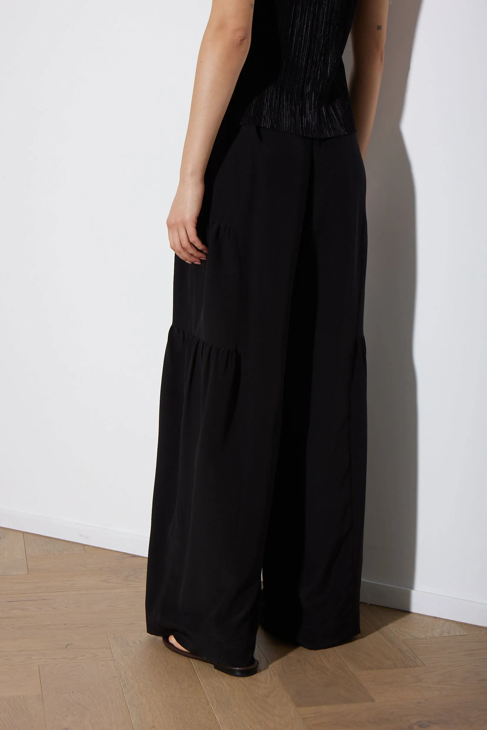 TIERED DRAWSTRING PANT BLACK SILK