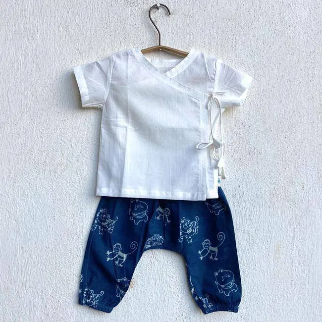 Zoo Bag - Zoo And White Angrakha with Zoo Pants